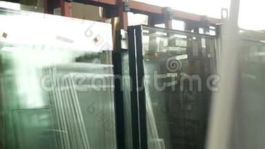 <strong>本店</strong>为生产和制造PVC窗、现成的双层玻璃窗，供